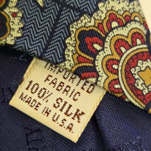 Liberty Of London 100% Silk Made In USA Tie - Picture 4 of 4